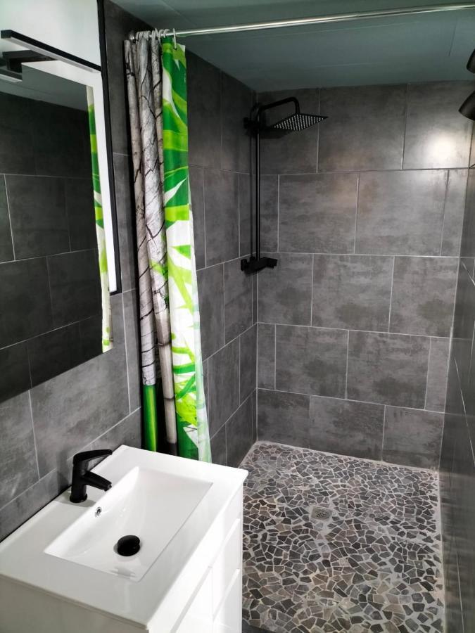 Vv Las Buganvillas Maspalomas - Cocina Y Habitaciones Con Banos Privados Экстерьер фото