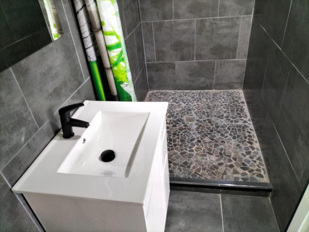 Vv Las Buganvillas Maspalomas - Cocina Y Habitaciones Con Banos Privados Экстерьер фото