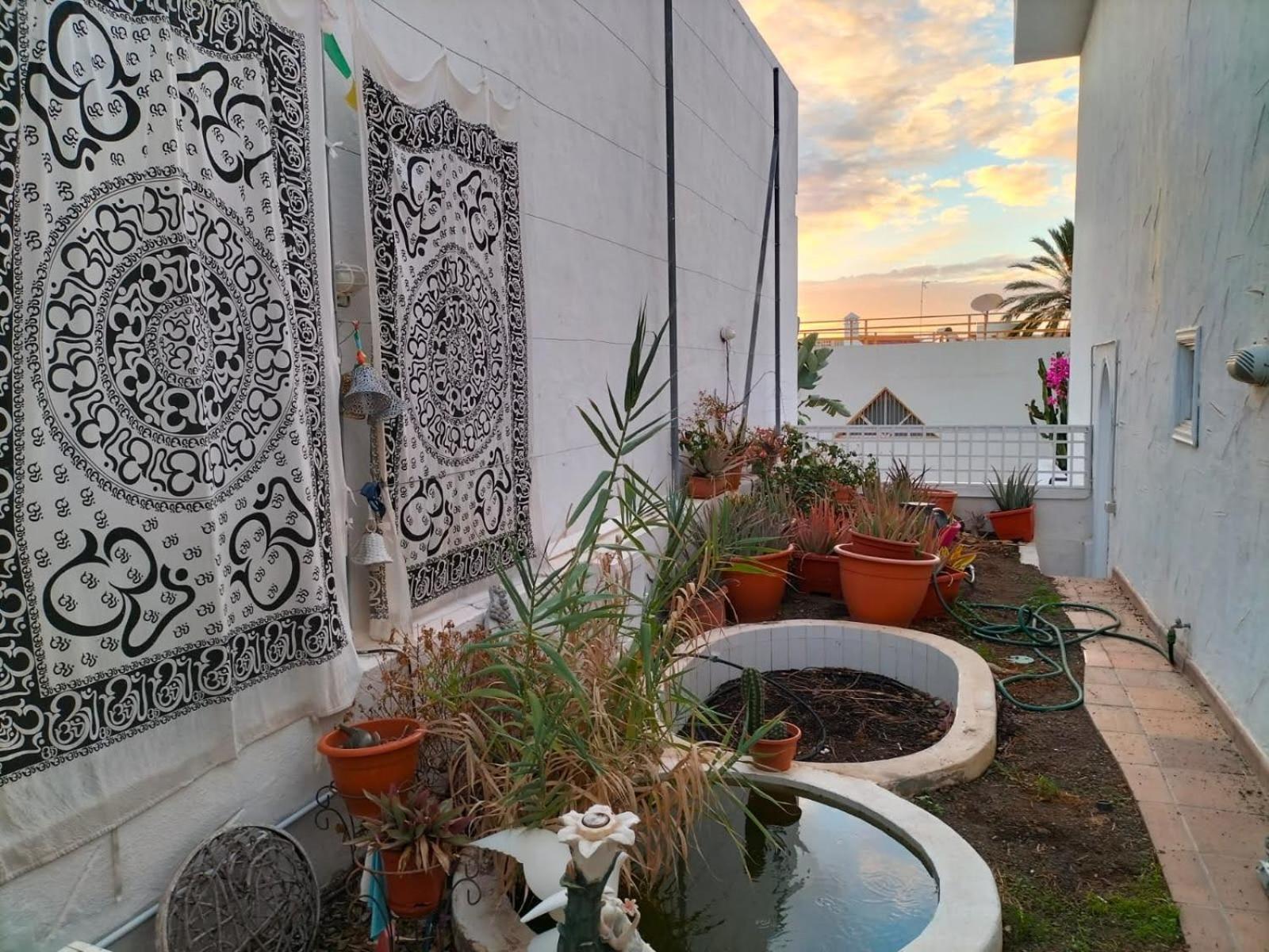 Vv Las Buganvillas Maspalomas - Cocina Y Habitaciones Con Banos Privados Экстерьер фото