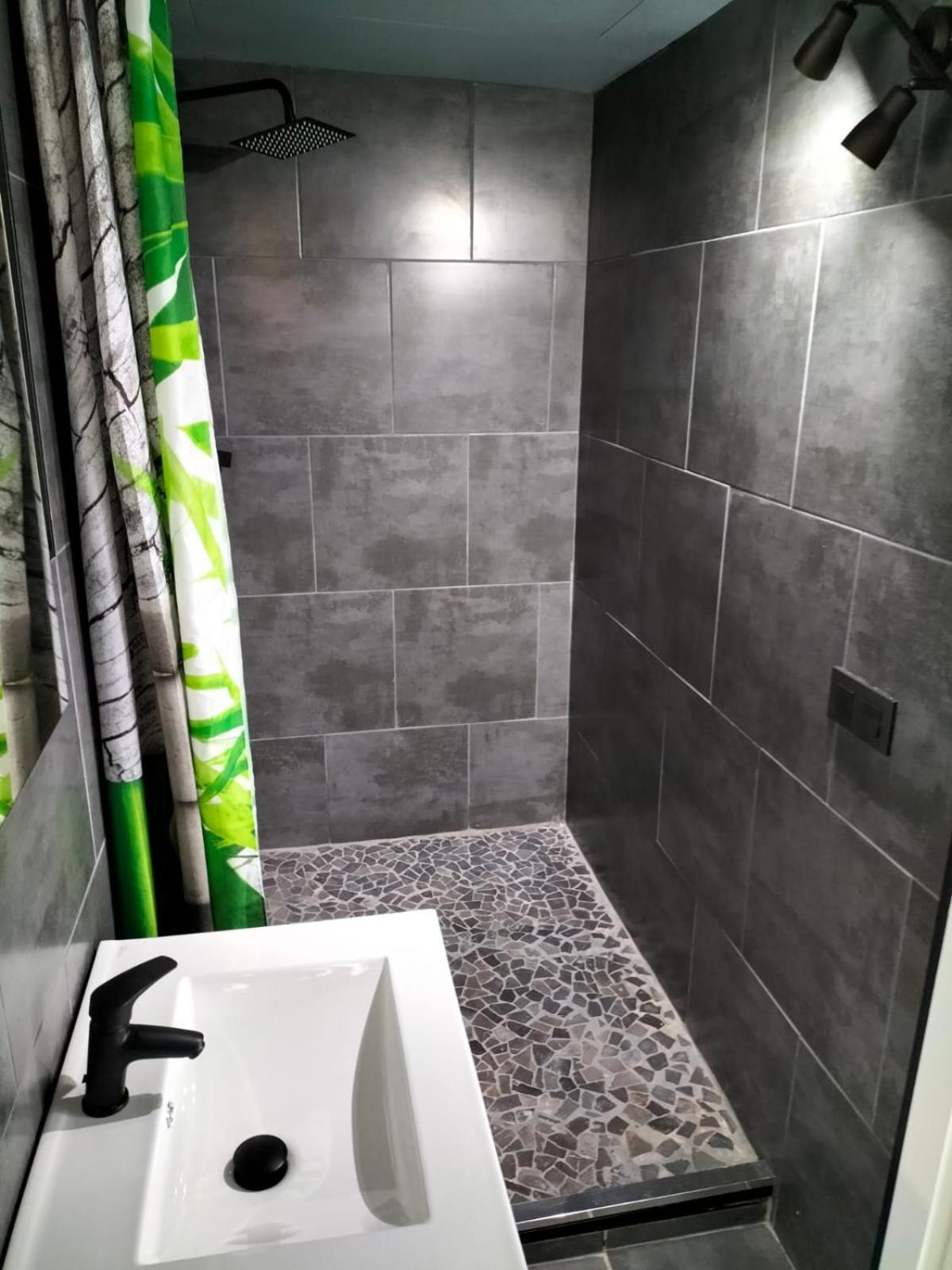 Vv Las Buganvillas Maspalomas - Cocina Y Habitaciones Con Banos Privados Экстерьер фото